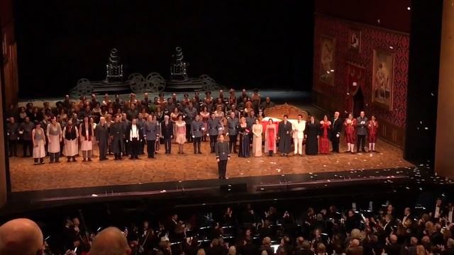 Renee Fleming's last curtain call in Der Rosenkavalier смотреть онлайн