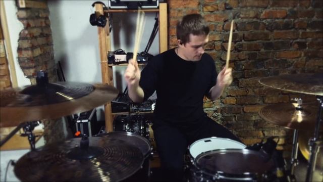 Кожаный Олень 🥁🥁🥁 #drumcover #drums #meinlcymbals #барабаны #кожаныйолень смотреть онлайн