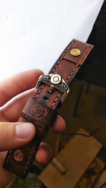 Ремешок ручной работы от @den_leather_store Бакля от @konstantin_yer Для часов Тульский Токарев смотреть онлайн