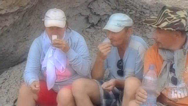 На каменных грибах Урочище Джылы Су Эльбрус 3500м 3 08 15 Северная сторона смотреть онлайн