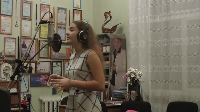 VictoriYA Bulsara - Виктория Балсара - работа в студии. Пісня буде поміж нас смотреть онлайн