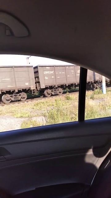Поезд и кролик с котом смотреть онлайн