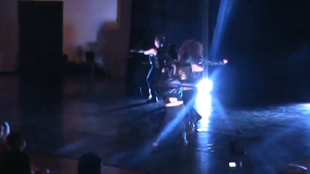 Imma Monster.. Vanessa and the girls.. смотреть онлайн