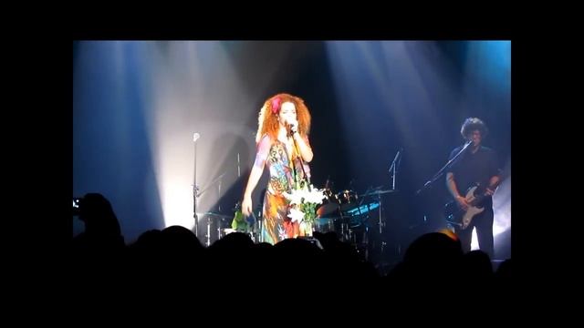 Vanessa da Mata Costa de Sauipe, Camera na mão! смотреть онлайн