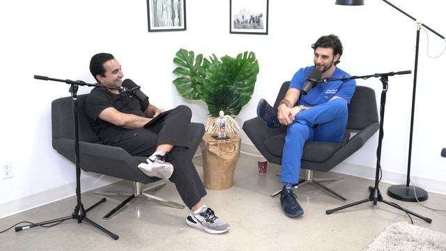 Cardi B, Mia Khalifa Plastic Surgery смотреть онлайн