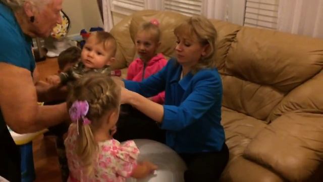 Дилан на мячике 8,5 месяцев