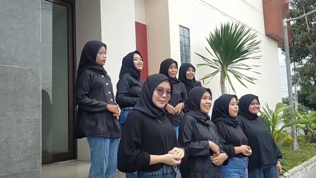 Konco Mesra (Nella Kharisma) Covered by UKM Paduan Suara Govis Kusaka смотреть онлайн