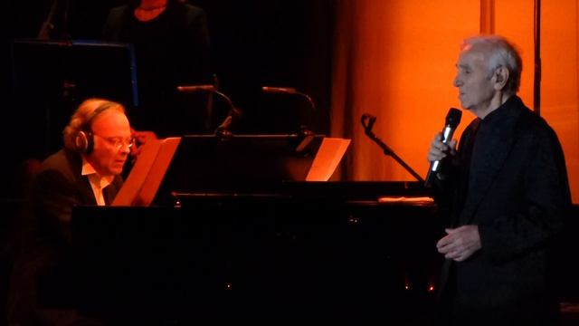 Charles Aznavour - Paris au mois d'Aout, Nokia Arena Tel Aviv Gala Concert for Peace смотреть онлайн