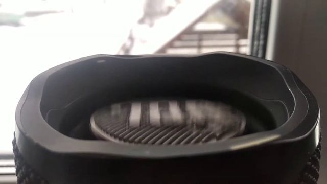 JBL CHARGE 4 GG смотреть онлайн