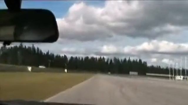 318is Racing at Botniaring смотреть онлайн