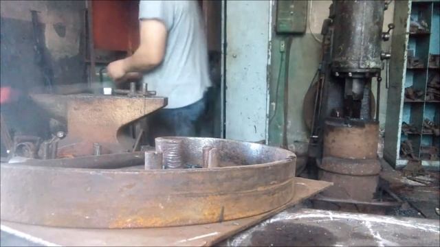 кованая лапка с разбивкой "модерновая лапка" смотреть онлайн