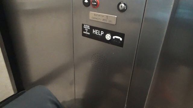 ThyssenKrupp Hydraulic Elevator - Baymont by Wyndham Indianapolis Northeast - Lawrence, IN смотреть онлайн