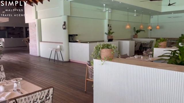 Malahini Kuda Bandos Maldives - Main Restaurant Tour смотреть онлайн
