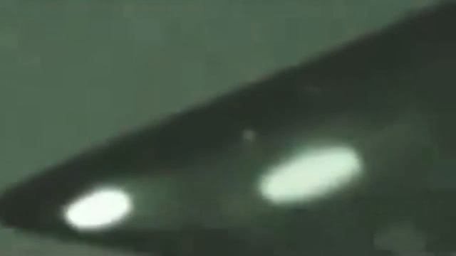REAL ALIENS. PARANORMAL UFO 2018 HD // Треугольное НЛО! Реальная съемка. смотреть онлайн