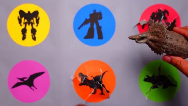 Transformers vs Dinosaurus: Optimus Prime , T Rex, Megatron, Triceratops, Bumblebee смотреть онлайн