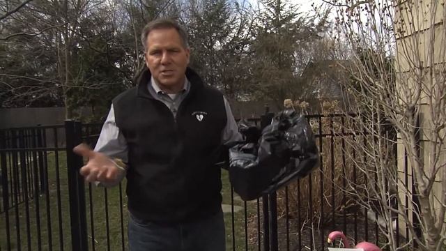 How Do I Keep Animals Out of My Garbage? смотреть онлайн