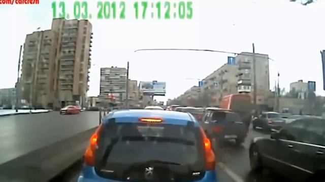 Как разбивают суперкары  идиоты за рулем