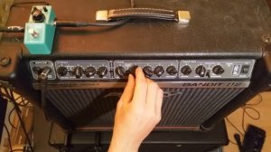 Peavey bandit 112 (red stripe) clean to hi gain demo