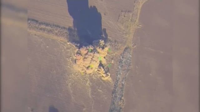 Russian drone Orlan-10 records wiping out of Ukrainian S-300 launchers on a combat duty смотреть онлайн