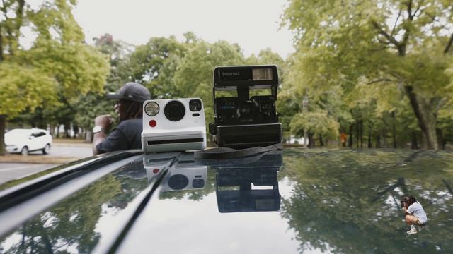 POLAROID INSTANT CAMERAS смотреть онлайн