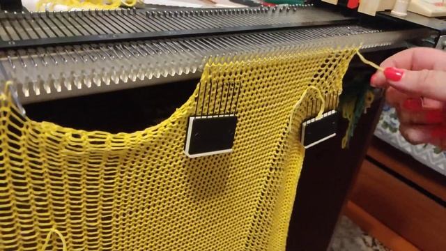 Хлопковый топ на вязальной машине смотреть онлайн