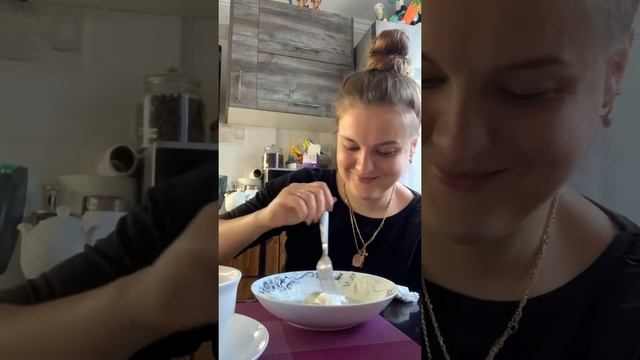 МУКБАНГ -ВАРЕНИКИ смотреть онлайн
