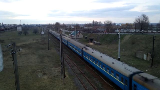 ЧС4 з пасажирським поїздом № 84Л Ковель-Одеса смотреть онлайн