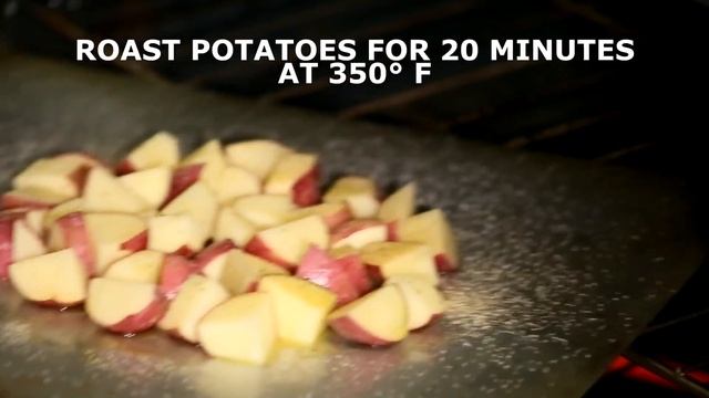 Roasted Red Potato Salad With Sour Cream, Bacon & Shredded Cheese : Salads смотреть онлайн