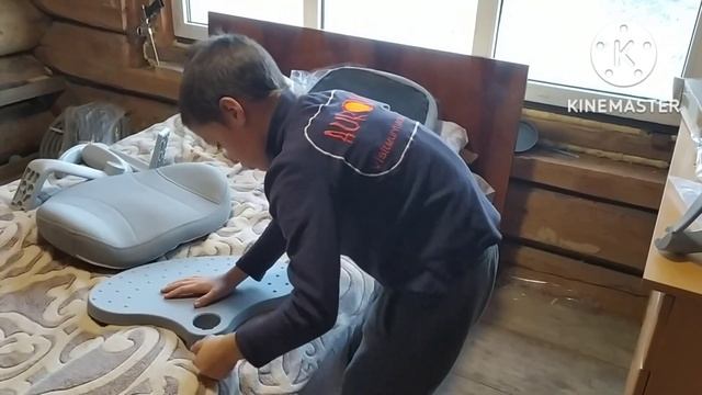 утепляем стены, варим сыр, поездка в город.#68 смотреть онлайн