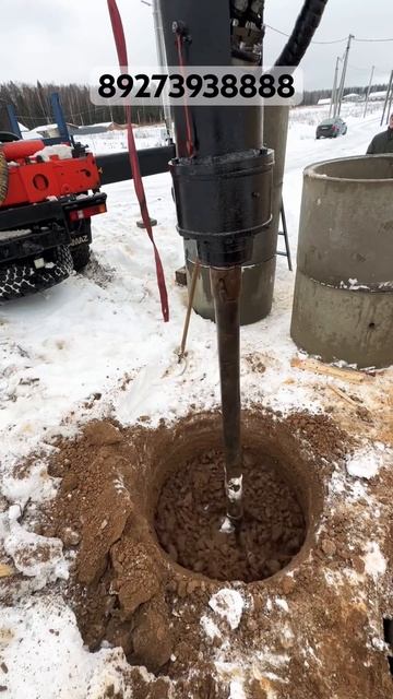 Септик из колец 5-6 колец, машинное бурение. #бурениеколодца #евролос #септики #камаз #колодцы смотреть онлайн