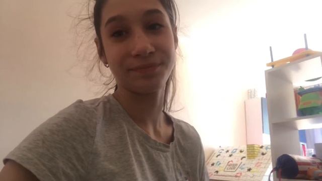Варя и Мотя играют в злого ДИНОЗАВРА!!!!!! смотреть онлайн