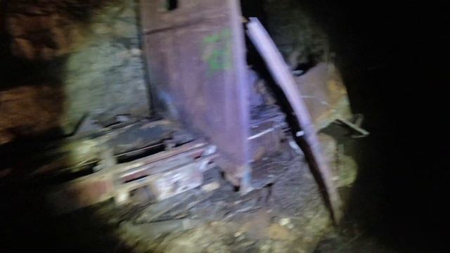 😱Unglaublich: Oldtimer in riesiger U-Verlagerung entdeckt! смотреть онлайн