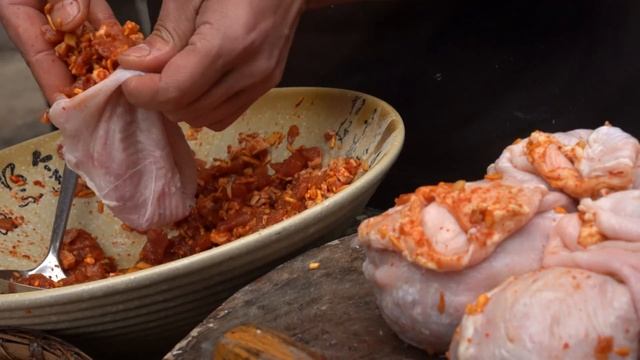 10個豬小肚，老弟做道肚包肉，鐵鍋燉倆小時，哥倆喝酒真過癮！ 【鐵鍋視頻】