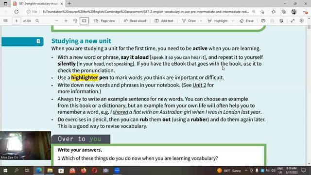 English Vocabulary In Use,Pre Intermediate And Intermediate Course,Cambridge