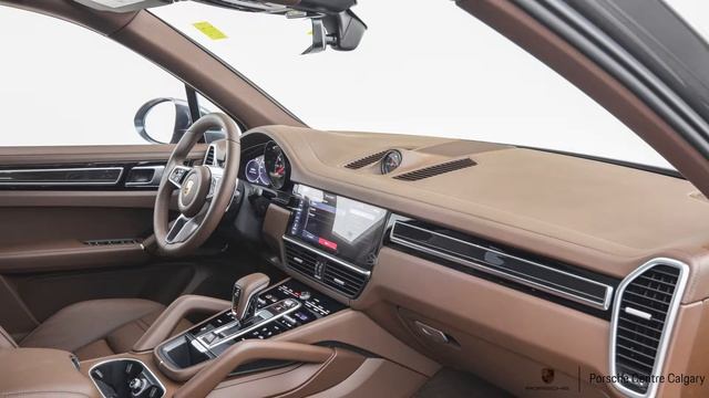 $111k 2019 Cayenne Quarzite Grey Metallic | (P5999) SOLD