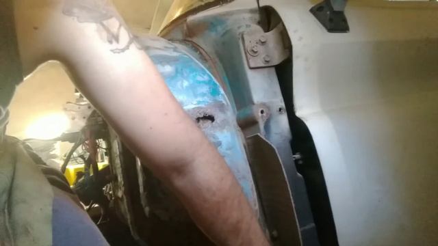 Cómo soldar chapa de auto con electrodo. adaptar cremallera hidráulica C10-chevrolet 65' смотреть онлайн