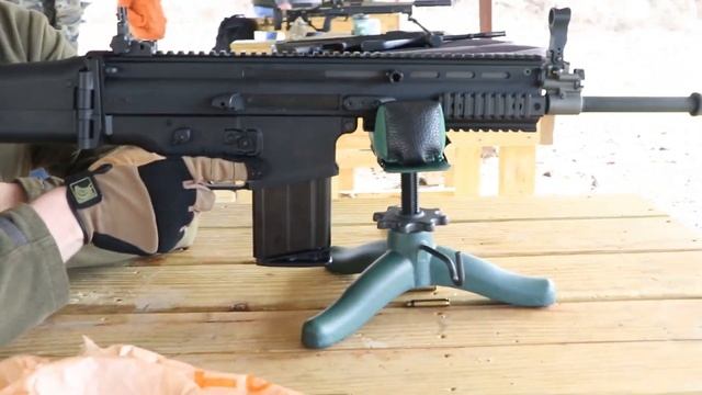 I don't like my FN SCAR 17 смотреть онлайн