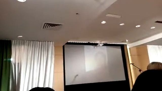 В ожидании начала... Вечер поэзии Востока с Хайдаром Шахом. смотреть онлайн