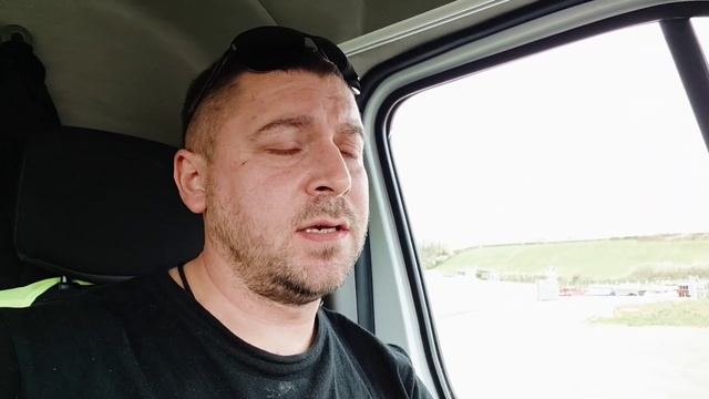 ВСЁ, ПРИЕХАЛИ // НЕ МОГУ НАЙТИ АДРЕС #бусяж #каденция #работавевропе #работанабусе #жизньвкаденции смотреть онлайн