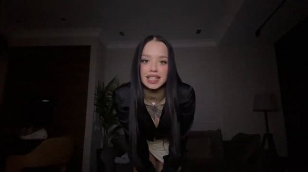 УФФФФФФФФ ЛУНАКОМ СПАЛИЛА КИСКУ