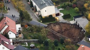 WATOP| Почему ГЕРМАНИЯ выкопала и продолжает КОПАТЬ самую БОЛЬШУЮ ДЫРУ в Европе