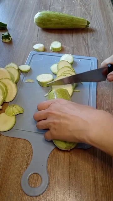 #рецепт #запеканка из кабачка с куриной грудкой и грибами👍🤗#готовимдома #готовимвместесомной #short смотреть онлайн