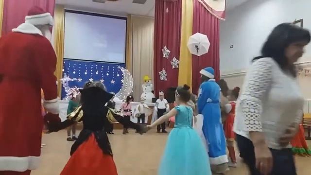 Новорічна ялинка в першому класі «Шахове королівство»