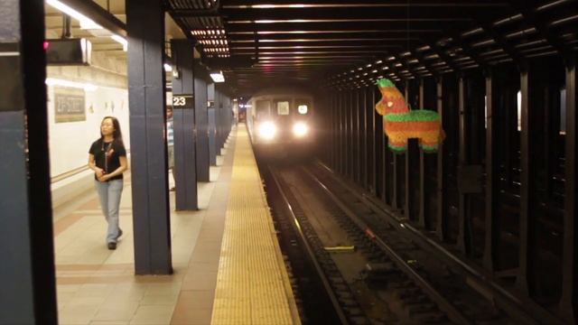 Piñata Smashed By Train in NYC Metro, VFX смотреть онлайн