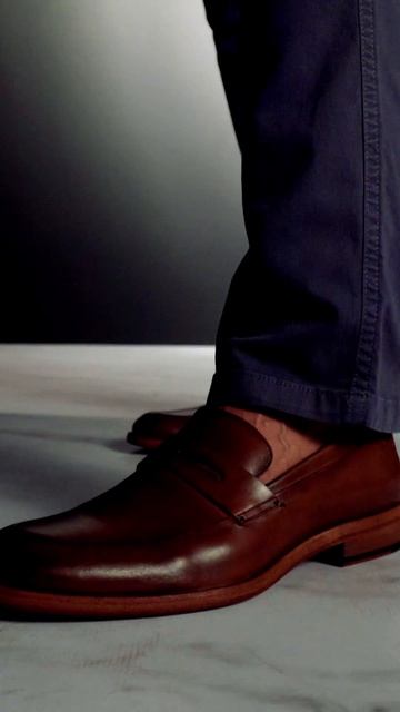 CARLO | O EQUILÍBRIO ENTRE O FORMAL OU CASUAL смотреть онлайн