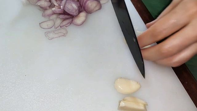 куриное бедоро с грибами