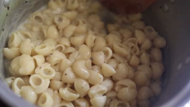 Truffle Flavored Mac and Cheese смотреть онлайн
