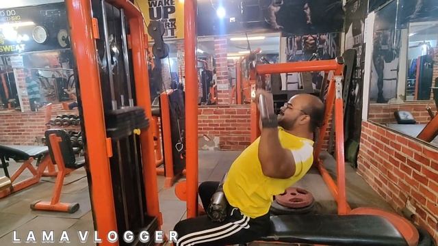 Back day.🏋️/LAMA VLOGGER ##backdayworkout #backtraining смотреть онлайн