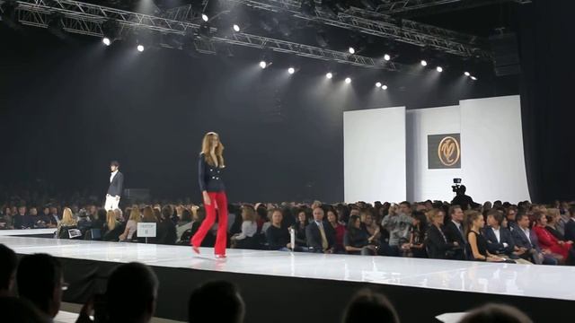 Yudashkin Spring-Summer 2013-1 смотреть онлайн