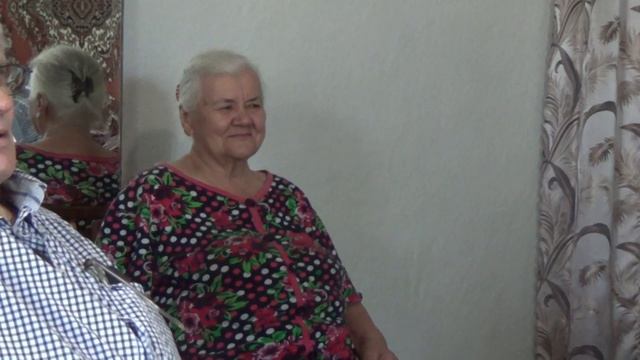 Безпорадна старість .Баба жаба, а я пень, скільки жить осталось. смотреть онлайн